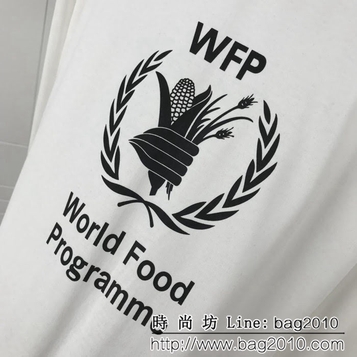 BALENCIAGA巴黎世家 18秋冬新款 世界糧食計畫署 白色長袖T恤 巴黎最新款 情侶款 ydi1158